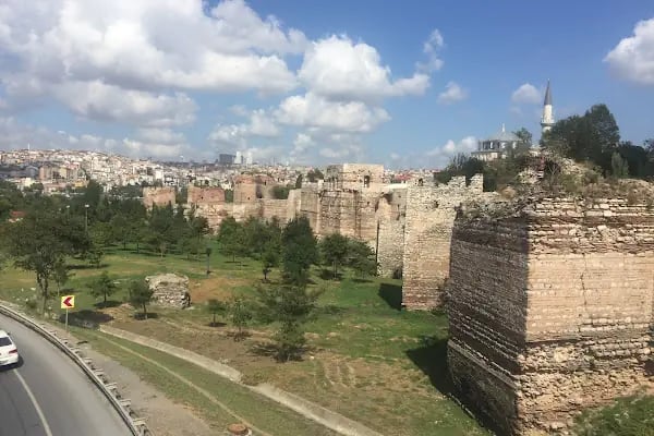 Hazreti Abdullah El Hudri Türbesi - Resim 10