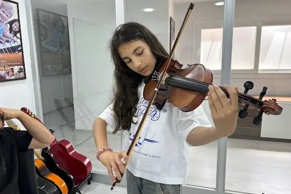 T.C. M.E.B. NOVA MÜZİK AKADEMİ - Resim 3
