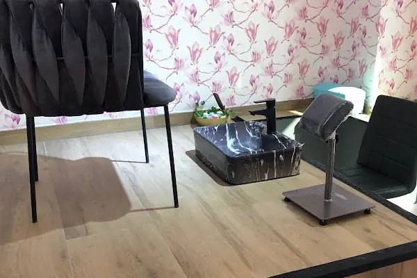 PLUS BEAUTY CENTER - Resim 20