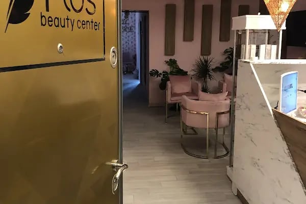 PLUS BEAUTY CENTER - Resim 6