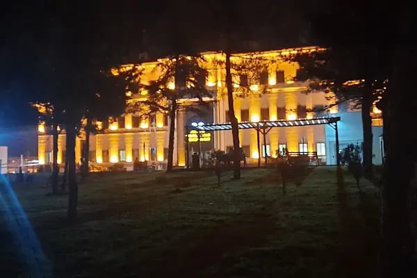 Malatya 100. Yıl İl Halk Kütüphanesi - Resim 4