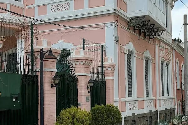 Buca Işılay Saygın Meydanı - Resim 18