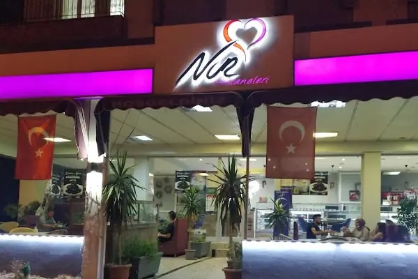 Nur Pastaneleri Döşemealtı Şube - Resim 2