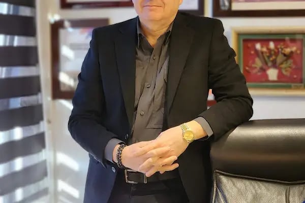 Op. Dr. Murat Karslıgil, Göz Hastalıkları - Resim 2