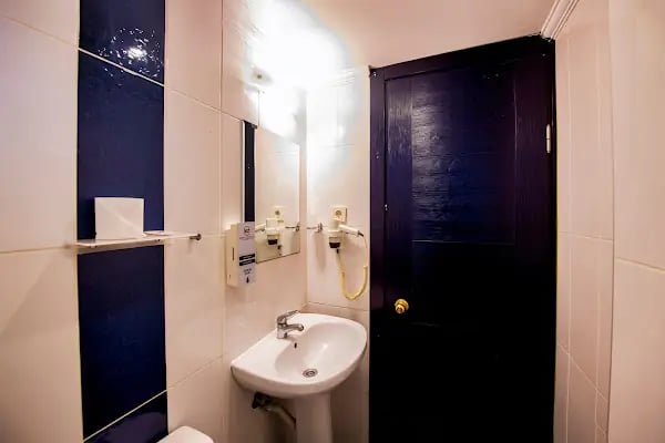 KOZAN CITY HOTEL - Resim 16