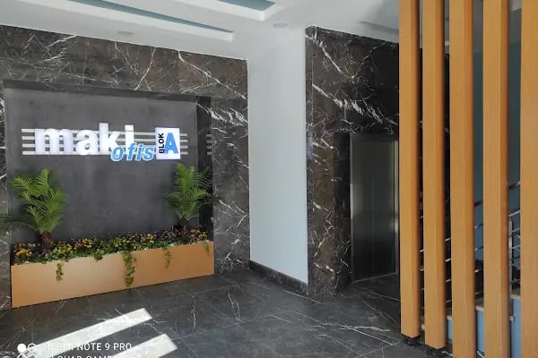 Diş Hekimi Arzu Elif Çelik - Tezak Diş Kliniği - Resim 4