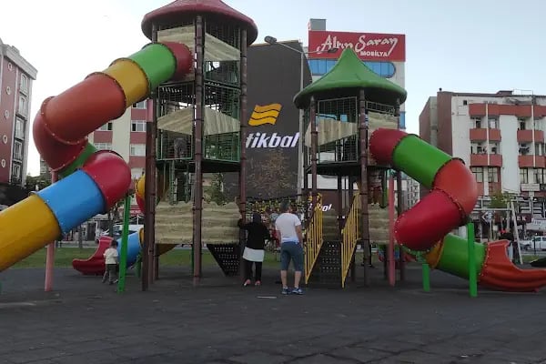 Tekirdag Büyükşehir Belediyesi Çerkezköy Kent Parkı - Resim 5