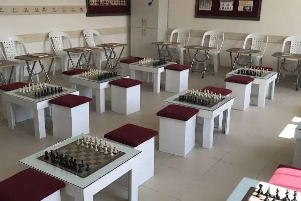 Dilek Recep Özer Ortaokulu - Resim 2