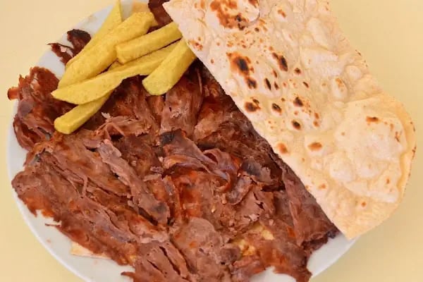 Tosun Paşa Restaurant&amp;Cafe - Resim 18