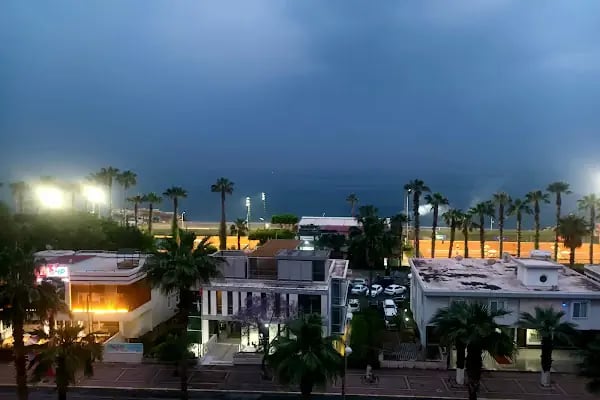 Mersin Tenis Yelken ve Yüzme Kulubü - Resim 4