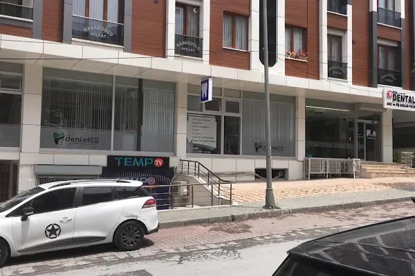 ÖZEL DENTALES AĞIZ VE DİŞ SAĞLIĞI POLİKLİNİĞİ - Resim 6
