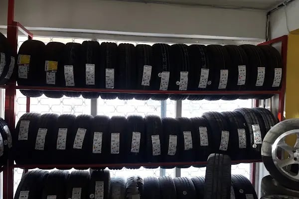AKDEMİR OTO LASTİK - Resim 14