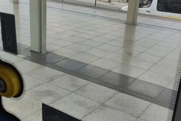 Mimar Sinan - BTÜ Metro İstasyonu - Resim 10