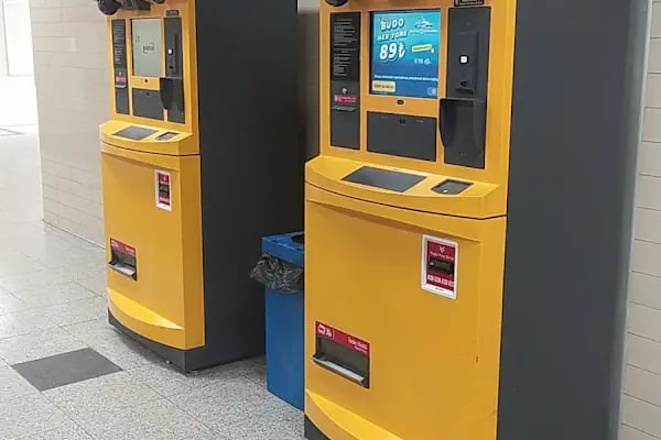 Mimar Sinan - BTÜ Metro İstasyonu - Resim 18
