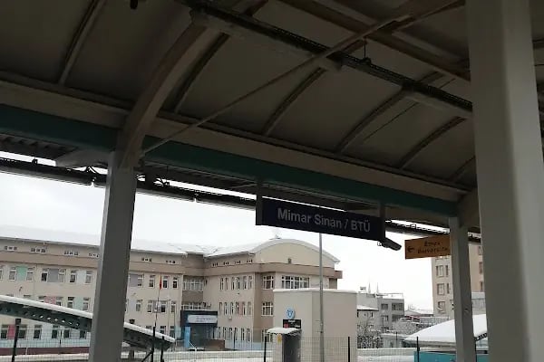 Mimar Sinan - BTÜ Metro İstasyonu - Resim 8