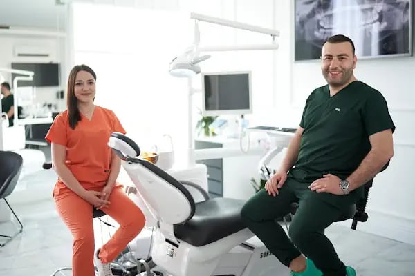Bursa Altın Oran Ağız ve Diş Sağlığı Polikliniği - Resim 2