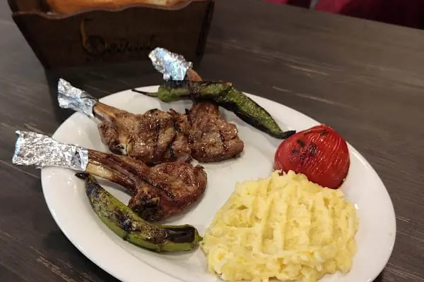 Bahçeli Et&amp;Balık Restaurant - Resim 17