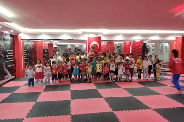 ÖMER TEKCE SPOR KULÜBÜ - Resim 2