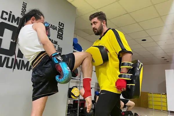 İzzet Arabacı Fitness & Fight Club - Resim 8