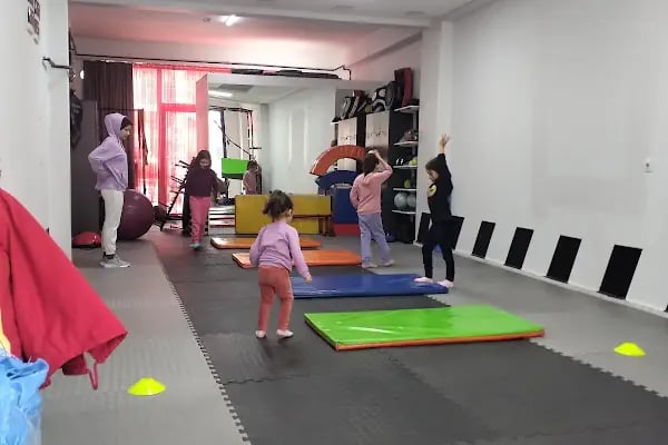 İzzet Arabacı Fitness & Fight Club - Resim 4