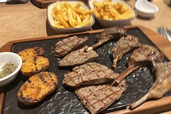 myROC Cafe &amp; Restorant - Resim 18