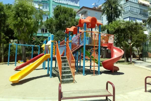 Güllü Çocuk Parkı - Resim 7