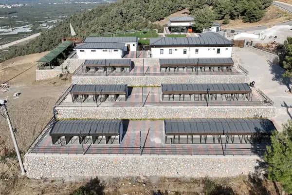 Gürsu Belediyesi Hayvan Bakım ve Rehabilitasyon Merkezi - Resim 1