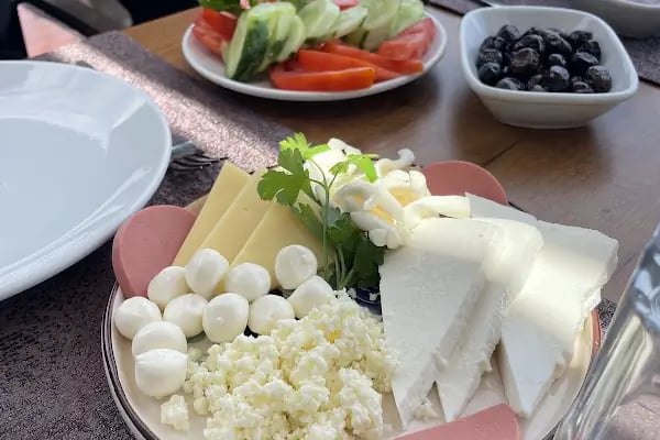 Lazut Restaurant &amp; Doğal Serpme Kahvaltı - Resim 8