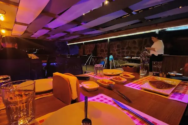 Lazut Restaurant &amp; Doğal Serpme Kahvaltı - Resim 13