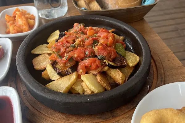 Lazut Restaurant &amp; Doğal Serpme Kahvaltı - Resim 12