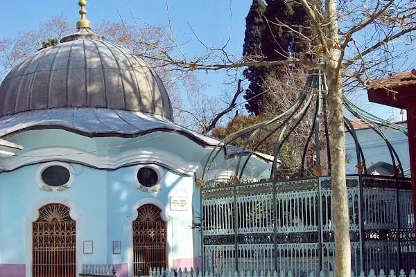 Çifte Sultanlar Türbesi - Resim 18