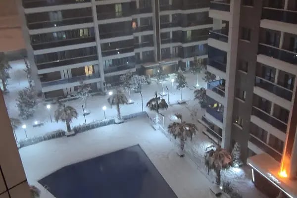 Bayburtlu İnşaat Avcılar Garden Satiş Ofisi - Resim 9
