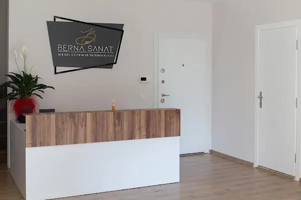 HakanNogay Sanat Merkezi &amp; Alanya Piyano Kursu &amp; Bale Kursu &amp; Resim Kursu &amp; Dans Kursu - Resim 11