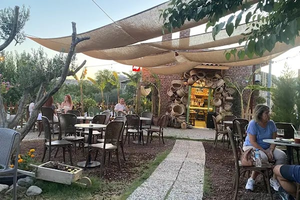 RHEA COFFEE &amp; EATERY - Resim 9