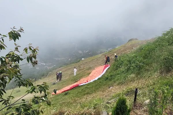 Trabzon Sera gölü Paraşüt Paragliding - Resim 3
