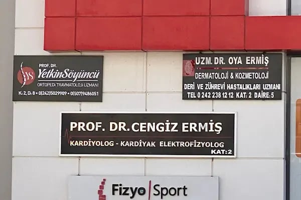 Prof. Dr. Yetkin Söyüncü, Ortopedi ve Travmatoloji Clinic - Resim 2