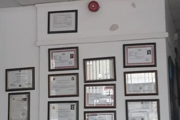 Özel Zirve Ağız ve Diş Sağlığı Polikliniği - Resim 8