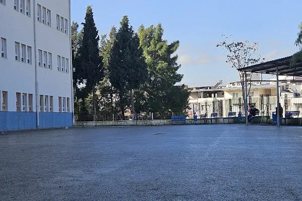 İsmail Şekip Uyal İlkokulu - Resim 2