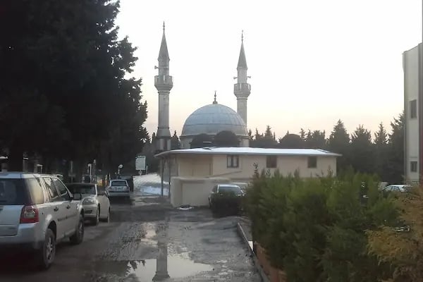 Necattin Camii - Resim 3