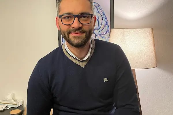 Uzman Klinik Psikolog Çağlar Elbirlik, İzmir Psikolog - Resim 2