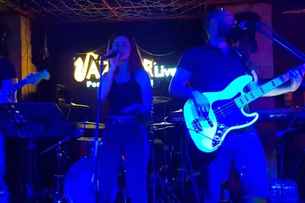 Jazzgır Live Performance Hall - Resim 17