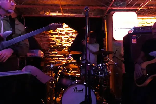 Jazzgır Live Performance Hall - Resim 10