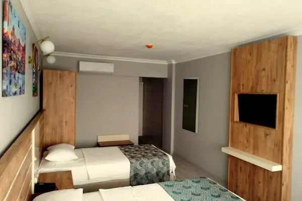Hotel Anibal - Resim 17