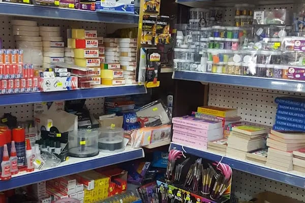 Bayraklı Tutkun Kırtasiye Kitabevi - Resim 13