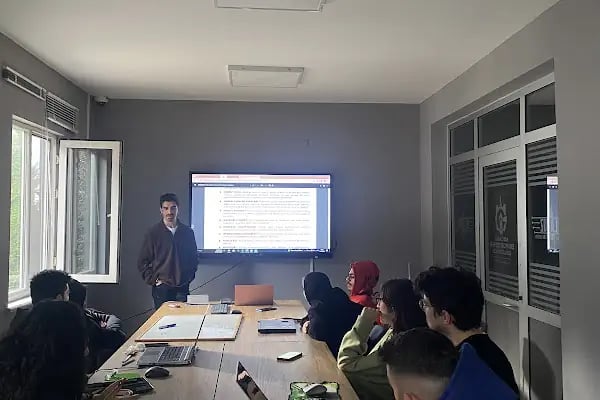 KILAVUZ TEKNOLOJİ MERKEZİ_3D Yazıcı Atölyesi_ Teknoloji Atölyeleri - Resim 7