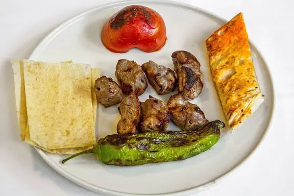 Ateşbey Döner ve Izgara - Resim 17