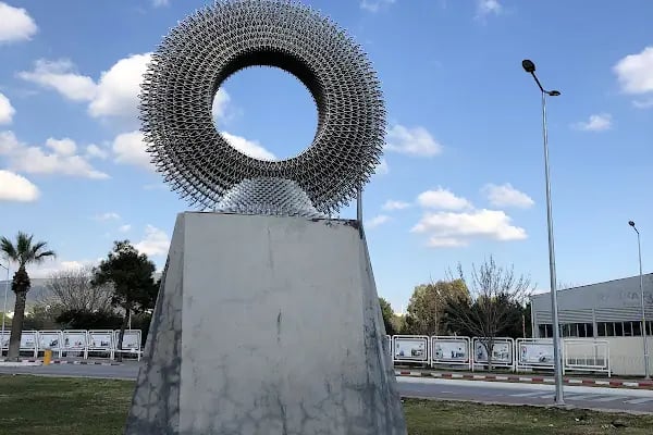 Ege Üniversitesi Prof.Dr. Sermed Akgün Olimpik Kapalı Yüzme Havuzu - Resim 17