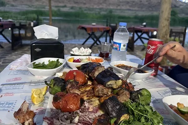 Acem Gölü Çay Bahçesi Restorant - Resim 3