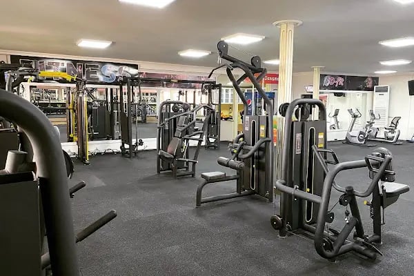 D-Fit Fitness Life Center(Spor Salonu) - Resim 11