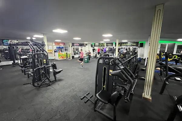 D-Fit Fitness Life Center(Spor Salonu) - Resim 13